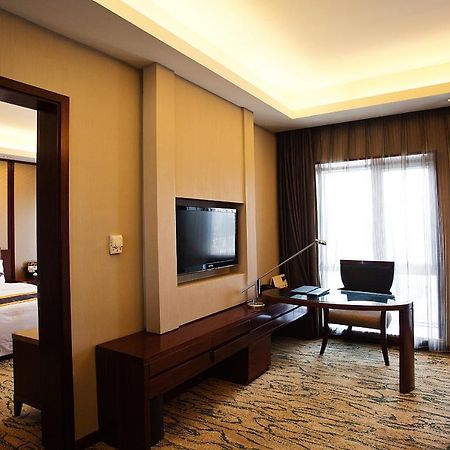 Gloria Grand Hotel Wuxi Wuxi  Dış mekan fotoğraf