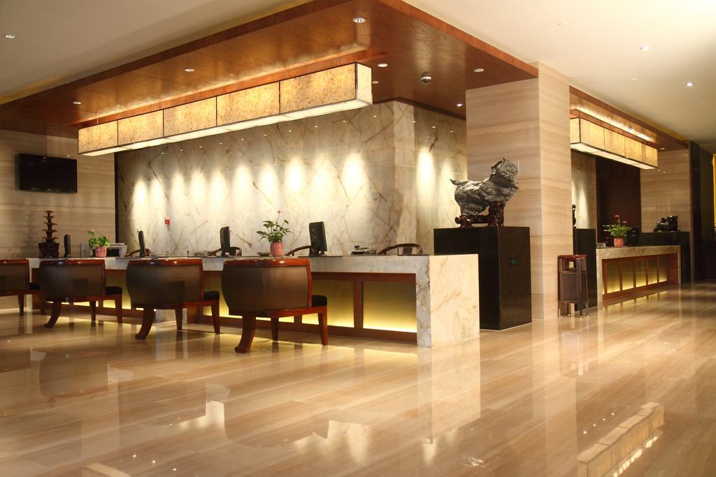 Gloria Grand Hotel Wuxi Wuxi  Dış mekan fotoğraf